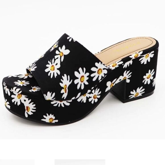 BRAND NEW BAMBOO NICHE-16 DAISY'S FLORAL EMBROIDERED DESIGN PLATFORM SANDAL - Picture 16 of 16